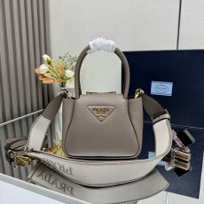 프라다 가죽 미니 핸드백 1BA362-2841